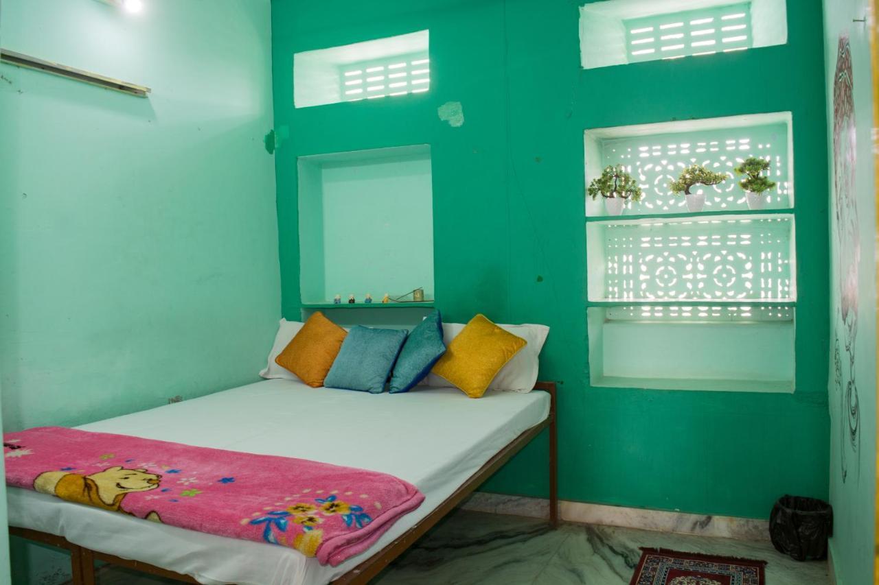 12 Monks Backpackers Community Hostel Pushkar Exterior foto